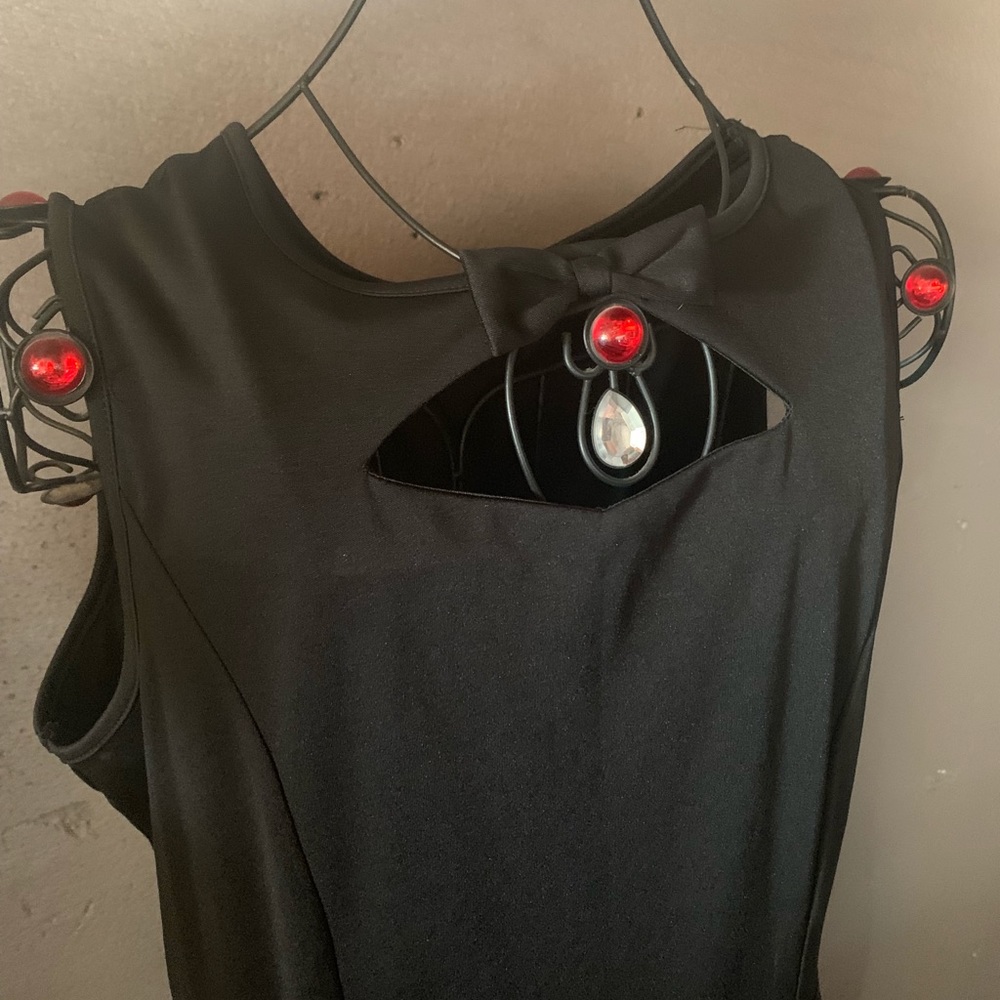 Black dress